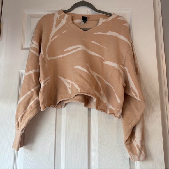Wild Fable Beige Tie-Dye Sweatshirt - Picture 2 of 4